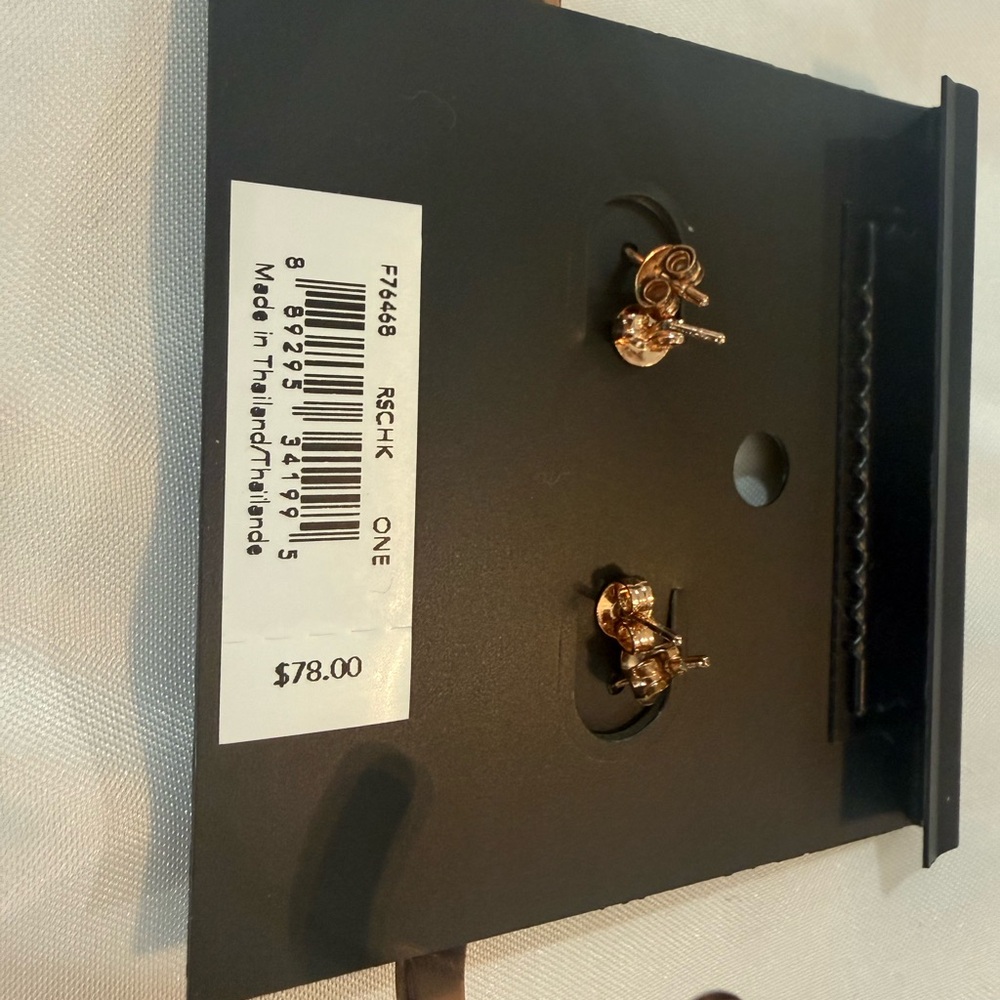 Coach Rose Gold and Cream Enamel Floral Jewelry Set - Picture 4 of 6